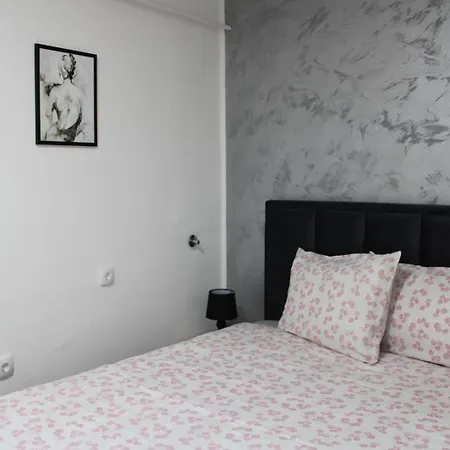 In Silver Apartment *