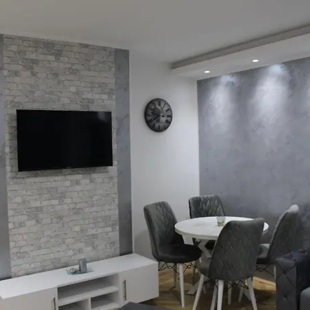 In Silver 弗尔沙茨